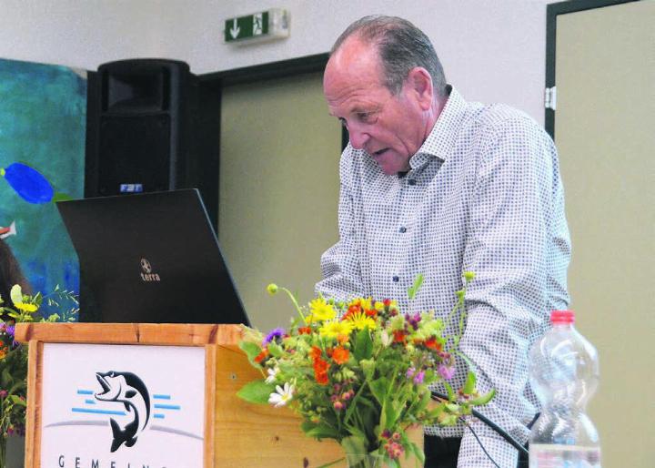 Gemeindeammann Daniel Moor musste zwei Änderungsanträge entgegennehmen, beide wurden gutgeheissen. Bild: Annemarie Keusch