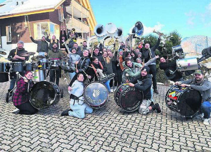 Auch in diesem Jahr reiste die Villmerger Gugge Tinitus zum Proben ins schöne Berner Oberland. Bild: zg