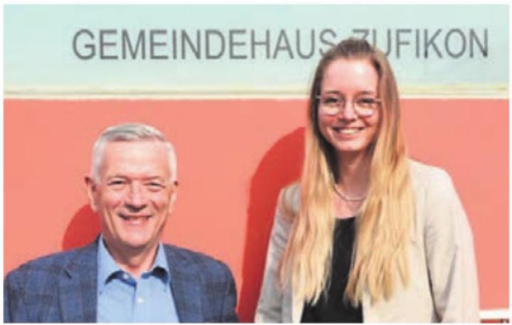 Gemeindeammann Daniel Stark und Leiterin Finanzen Viola Staubli. Bild: rwi