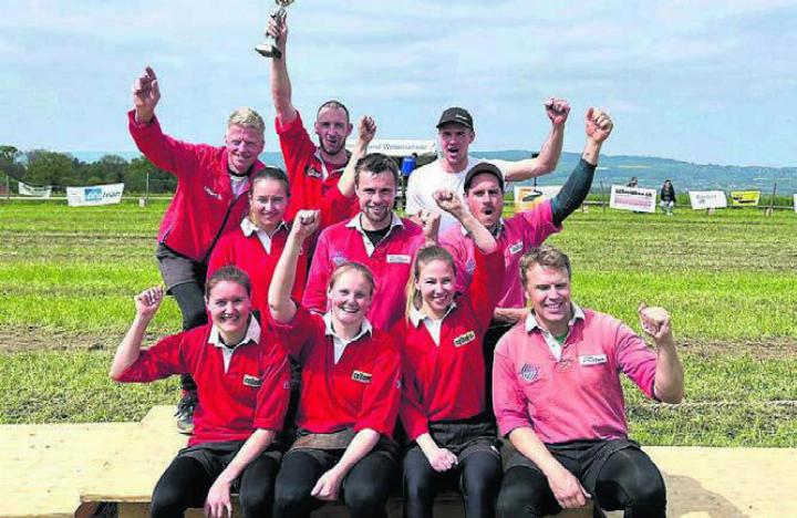Das Mixed-Team gewinnt das erste Turnier der Saison. Bild: zg