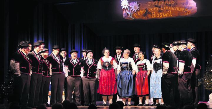 Der gastgebende Jodlerklub Boswil sorgte mit warmen, harmonischen Jodlerklängen sofort für eine heimelige Atmosphäre. Bilder: mm