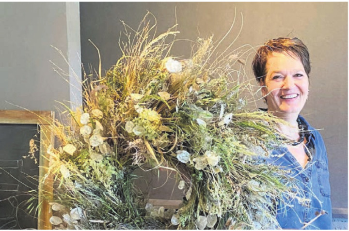 Barbara Bosshard eröffnete ihren Blumenladen Bluemewärch. Bild: zg