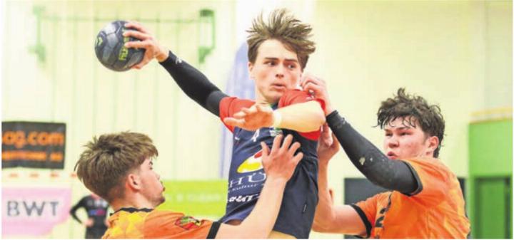 Noah Ihle (Mitte) von der SG Wohlen Mutschellen. Bild: Jan Gelpke