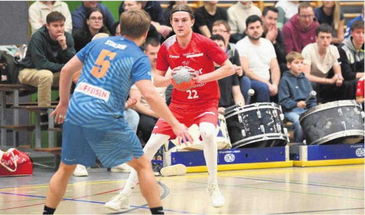 Simon Hafner (rechts) konnte wie Noel Angehrn und Mirco Külling sechs Tore zu Muris Sieg beitragen. Bild: tvm Simon Hafner (rechts) konnte wie Noel Angehrn und Mirco Külling sechs Tore zu Muris Sieg beitragen. Bild: tvm