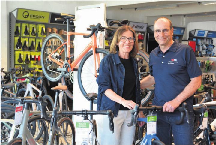 Funktionierendes Team: Barbara und Werner Stutz haben das Fachgeschäft gemeinsam aufgebaut. Nach 34 Jahren erfolgreicher Geschäftstätigkeit suchen sie nun eine Nachfolgelösung. Bilder: Chregi Hansen / Archiv