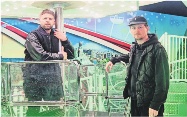 Nico Siempre und Marco Gurtner plaudern aus dem Nähkästchen. Bild: pd