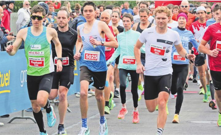 Eine effizientere Festwirtschaft, Trainingstipps von Viktor Röthlin und ein starkes Teilnehmerfeld: Der diesjährige Reusslauf hat einiges zu bieten. Bild: Archiv/jl