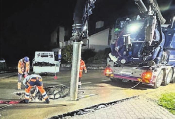 Nächtlicher Einsatz: In der Nacht auf Dienstag kam es zu einem Leitungsbruch.