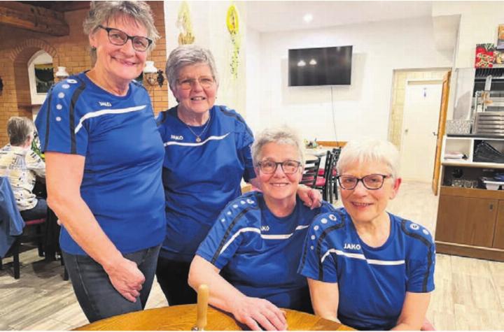 Der Vorstand des FTV präsentiert sich unverändert (von links): Judith Hufschmid, Jolanda Schmid, Rosmarie Bachmann und Rita Wietlisbach. Bild: zg