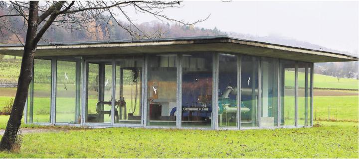 Das Grundwasserpumpwerk Weid liefert kein Trinkwasser mehr. Seit einem Jahr sind die Nitrat-Werte zu hoch. Wasser kommt jetzt aus anderen Quellen. Bild: rb