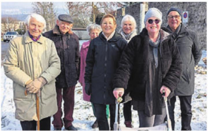Glückliche Unterstädter freuen sich über die Müllabfuhr. Bild: huy