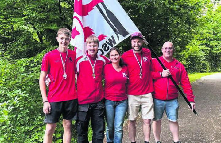 Gelungener Saisonstart: (v. l.) Simon Belser, Loris Meier, Fabienne Koller, Reto Stettler und Ivo Birchmeier. Bild: zg