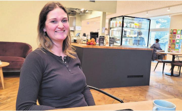 Auf Heimaturlaub: Natalie Gregor ist derzeit in Wohlen zu Hause. Schon bald geht es zurück aufs Schiff. Bilder: Chregi Hansen / zg