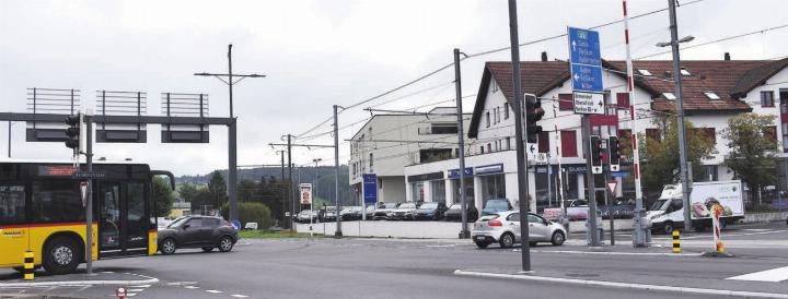 Der Regierungsrat spricht beim Mutschellenknoten von einer punktuellen Überlastung. «Die täglichen Kolonnen durch das Dorf zeichnen ein deutliches anderes Bild», findet Nelly Meier, Präsidentin der Mitte Berikon. Bild: Archiv