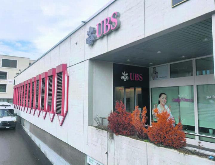 Der UBS-Standort an der Zürcherstrasse 7 ist bald Geschichte. Bilder: Marco Huwyler