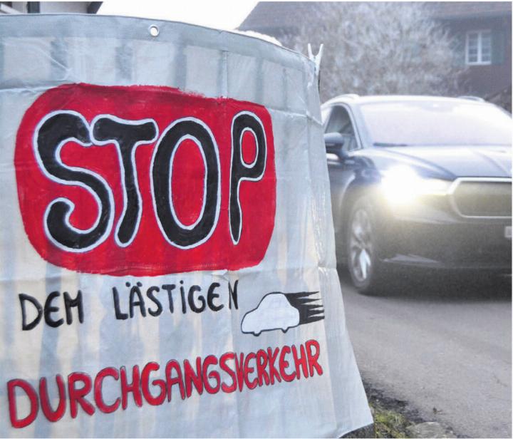 Der Durchgangsverkehr im Weiler Hasli sorgt für Diskussionen. Bild: Archiv/ake