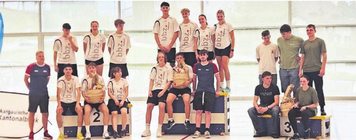 Das Podium (v. l.): BBZ Freiamt II (2. Rang), BBZ Freiamt III (1. Rang) und BB Baden II (3. Rang). Bild: zg