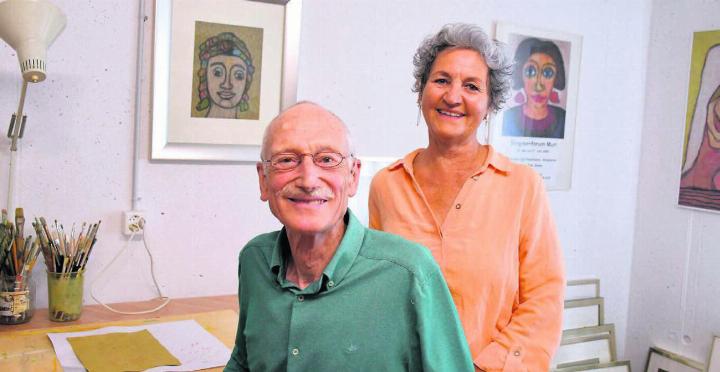 Daniela und Paul Egli sind mit ihren Werken in ihrem Atelier an der Klosterfeldmatt 7 bei der diesjährigen K-13 der offenen Ateliers dabei. Bild: Verena Anna Wigger