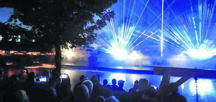 Bereits vor zwei Jahren fand in Bremgarten eine Lasershow statt. Bild: Archiv/huy