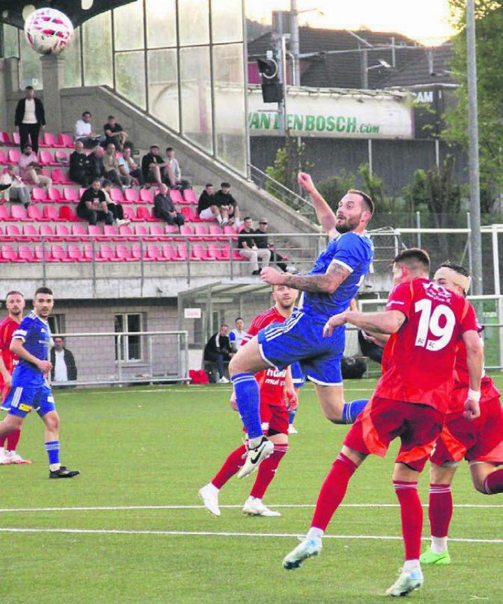 Der FC Brunnen (in Blau) war offensiv meist harmlos. Die Muri-Abwehr kassiert erstmals seit September 2024 (0:0 gegen Buochs) kein Gegentor. Bild: Patrick Fischer