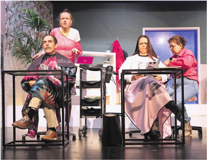 Die Theatergruppe Widen präsentiert eine sehr unterhaltsame Geschichte, die sich in einem Coiffeursalon abspielt. Bild: zg