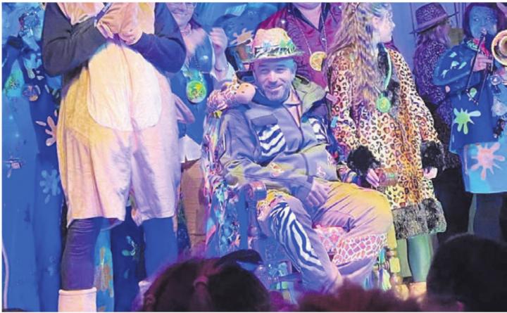 Wer wird Nachfolger oder Nachfolgerin von Ehrenschränzer 2025 Reto Kleiner? Dieses Geheimnis wird am 30. Januar gelüftet. Bild: zg