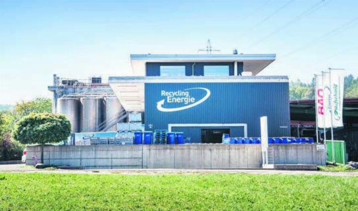 Die Recycling Energie AG verwandelt Speisereste und Lebensmittelabfälle in Strom und ist erfolgreich unterwegs. Der dringend benötigte Ausbau ist am jetzigen Standort nicht möglich. Bild: Archiv