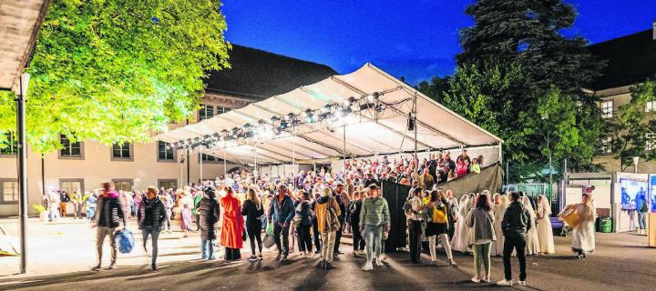 Die Leute kamen in Scharen, um sich «Amerika» anzuschauen – alle 18 Aufführungen waren ausverkauft. Bild: Gregor Galliker Die Leute kamen in Scharen, um sich «Amerika» anzuschauen – alle 18 Aufführungen waren ausverkauft. Bild: Gregor Galliker