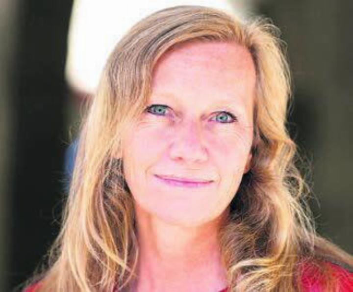 Die bekannte Krimi-Autorin Christine Brand liest in Bremgarten.