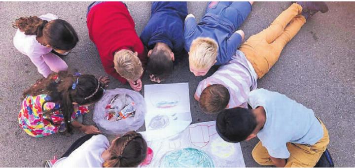 Die Eggenwiler Schülerinnen und Schüler engagierten sich für die Umwelt. Bild: gk