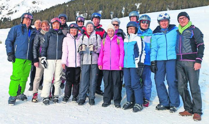 Die aktive Seniorencrew kürzlich in Arosa. Im nächsten Jahr geht es wieder an diesen Ort. Bild: zg