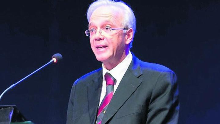 Andreas Zünd referiert an der GV der SP Bremgarten-Zufikon. Bild: Archiv