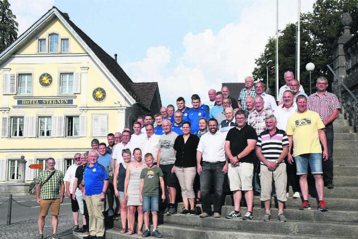 Apéro, bestes Essen und gemütliches Beisammensein. Rund 50 Mitglieder des SK Freiamt feierten ihren besonderen Tag im «Sternen» gewohnt bodenständig. Bilder: Daniel Marti