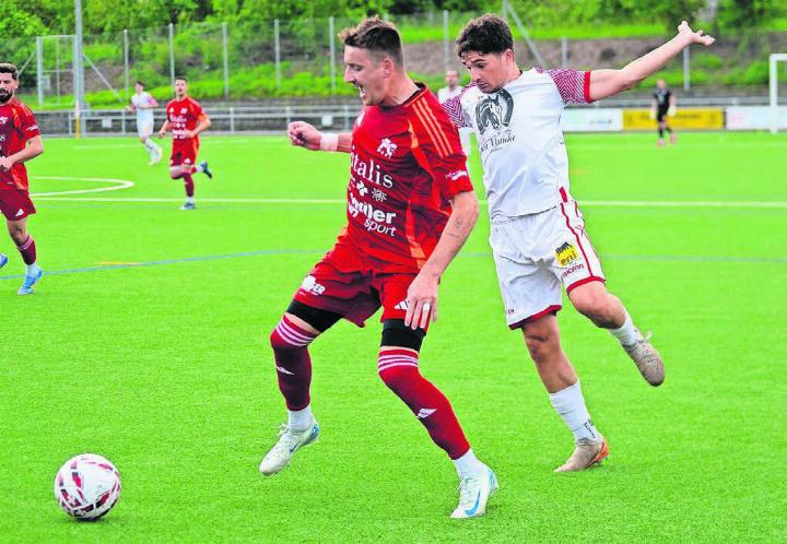 Radovan Radevic (links) brachte dem FC Muri mit seinem Tor zumindest einen Punkt. Bild: Stefan Hotz