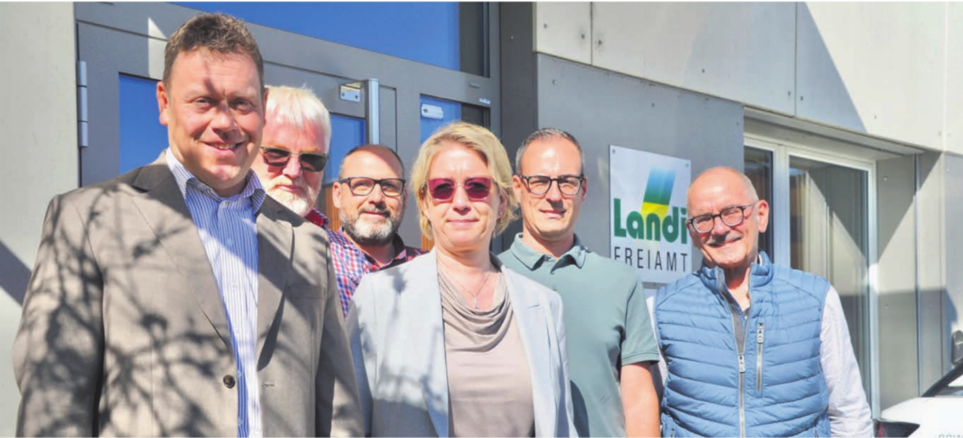 Sie wollen die Landi Freiamt gemeinsam voranbringen, von links: Stefan Lüthy (VR-Präsident), Daniel Appert (Leiter Energie und Landi-Läden), Marcel Tillmann (Leiter HR), Andrea Erni (Leiterin Finanz- und Rechnungswesen), Markus Lips (designierter Geschäftsleiter) und Daniel Strebel (Vorsitzender der Geschäftsleitung). Bild: Thomas Stöckli - Das Bild wird blockiert. – Möglicherweise durch einen aktiven Adblocker.