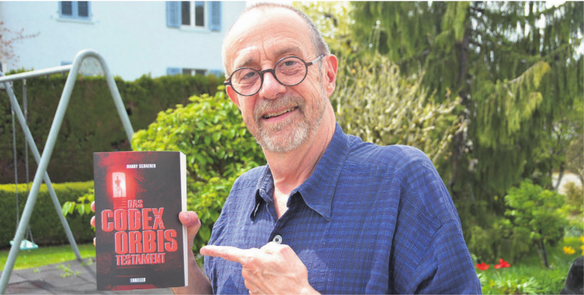 Harry Schärer ist froh, nach vielen Jahren der Arbeit seinen Thriller präsentieren zu können. Bild: Roger Wetli - Das Bild wird blockiert. – Möglicherweise durch einen aktiven Adblocker.