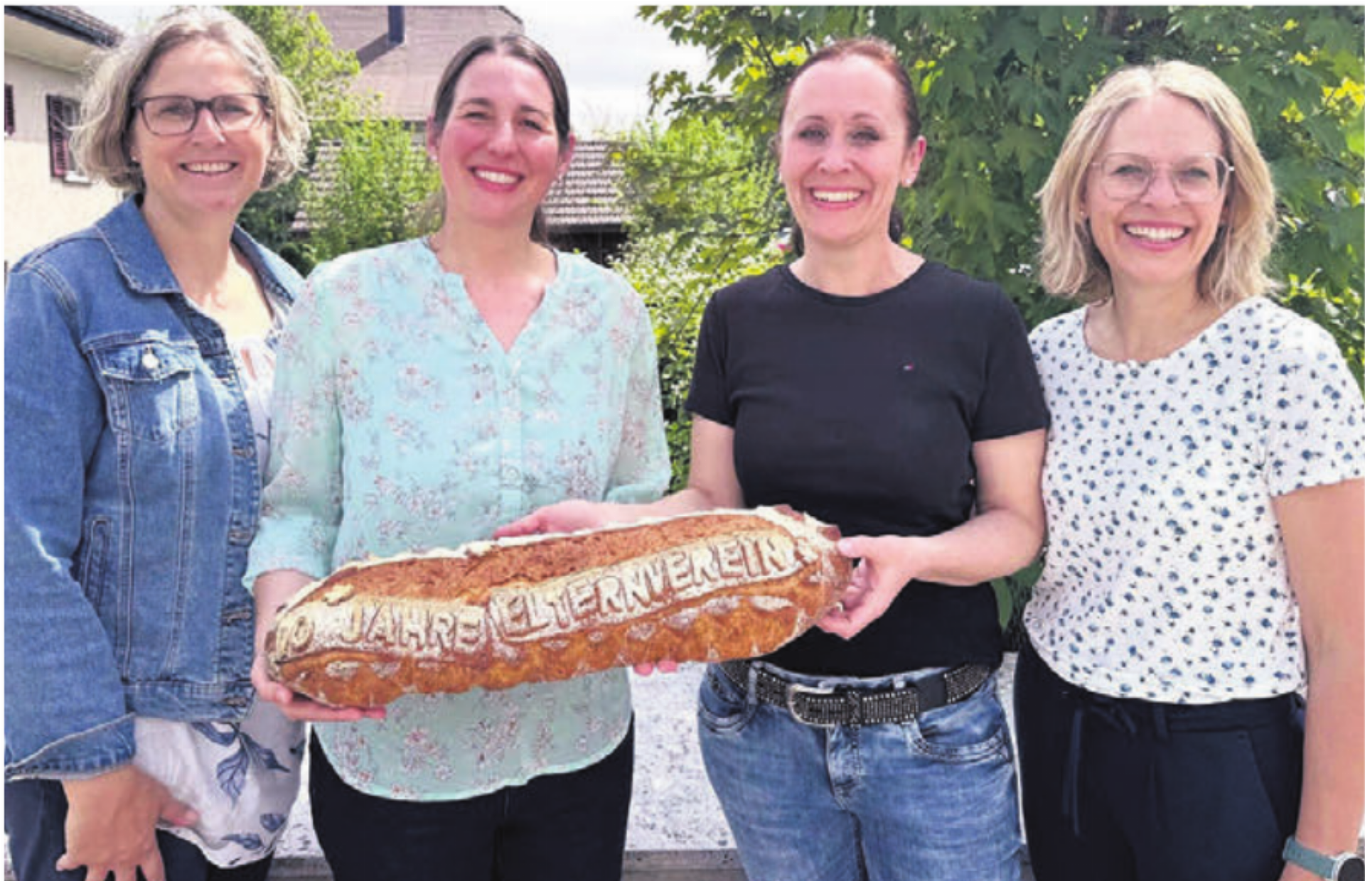 Der Vorstand mit (von links) Aktuarin Nadine Lang, Vizepräsidentin Anja Muster, Präsidentin Susanne Döbeli und Beisitzerin Eveline Meyer lud die Mitglieder zu einem besonderen Anlass ein. Es fehlt Daniela Rogenmoser (Kassierin). Bilder: zg - Das Bild wird blockiert. – Möglicherweise durch einen aktiven Adblocker.