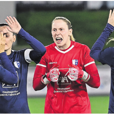 Cupfight mit Beigeschmack - Die Frauen des FC Wohlen geben sich im Vorfeld des Cupfinals gegen Niederlenz kämpferisch. Bild: Archiv/awa