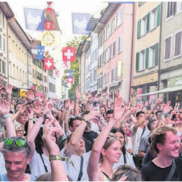 «Nun muss es wieder aufgehen» - Die Organisatoren hoffen auf eine volle Marktgasse am 7. und 8. August. Bild: huy