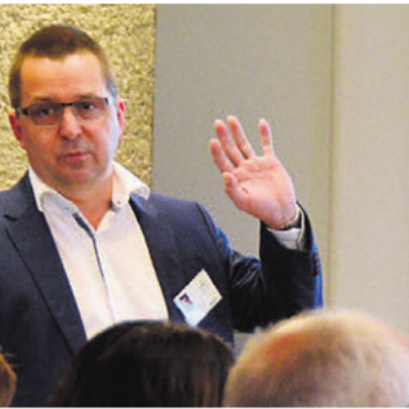Gut, aber nicht gut genug - Daniel Strub, CEO, gab Einblick in die Finanzen des Spitals Muri. Bild: ake