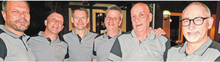 Der Vorstand der Männerturner (von links): Edwin Keusch (Präsident), Hans-Jörg Lips (abtretender Beisitzer), Dani Müller (Technischer Leiter), Guido Feer (Vize-Leiter), Rolf Gut (Aktuar), und Roland Frick (Kassier). Bild: zg