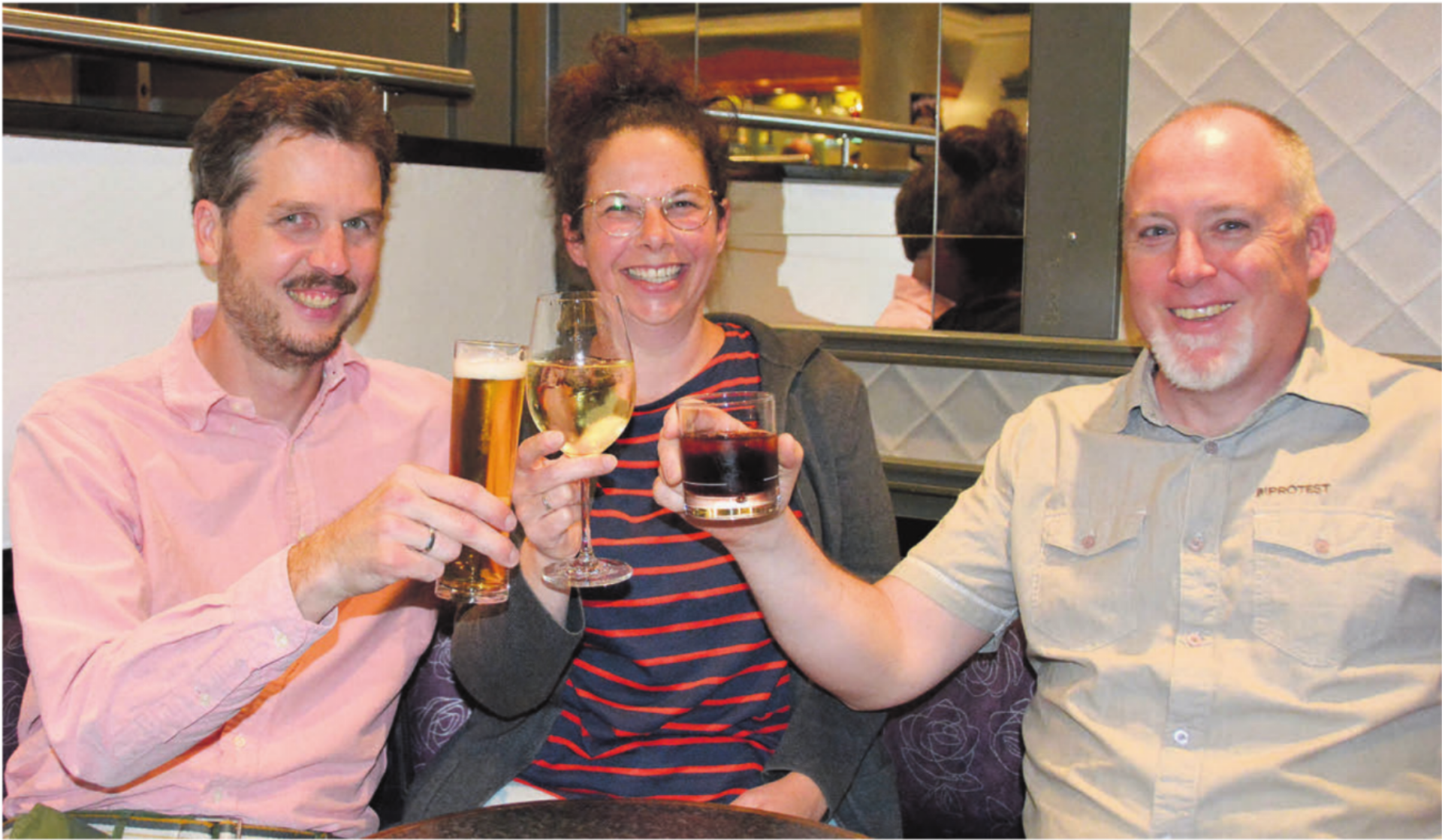 «MuTou» beabsichtigt, das gemeinsame Leben auf dem Mutschellen aufzupeppen und zu bereichern. So die Vision der Gründungsmitglieder des Mutschellen Tourismus (v. l.) Georg und Angela Wilckens und Daniel Kathriner.   Bild: Sabrina Salm - Das Bild wird blockiert. – Möglicherweise durch einen aktiven Adblocker.