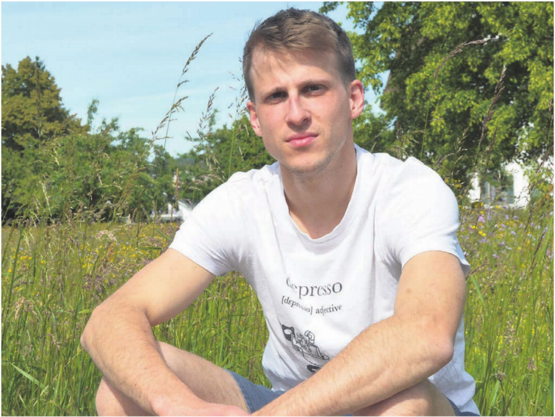 Nathan Bühler war seit vielen Jahren ein Freund von Manuel. Nun versucht er zu helfen, indem er Spenden sammelt. Nathan Bühler war seit vielen Jahren ein Freund von Manuel. Nun versucht er zu helfen, indem er Spenden sammelt.