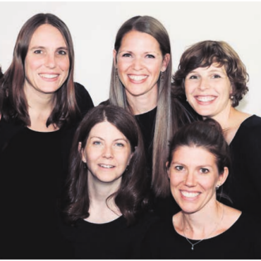 Stimme, Charme, Harmonie - Die Six Chicks versprechen einen amüsanten musikalischen Abend. Bild: zg