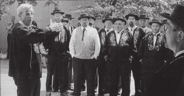 Adolf Amstutz, der Dirigent der Jodlervereinigung Freiamt, kann anlässlich des Spitalsingens sein 40-Jahr-Jubiläum feiern. Bild: