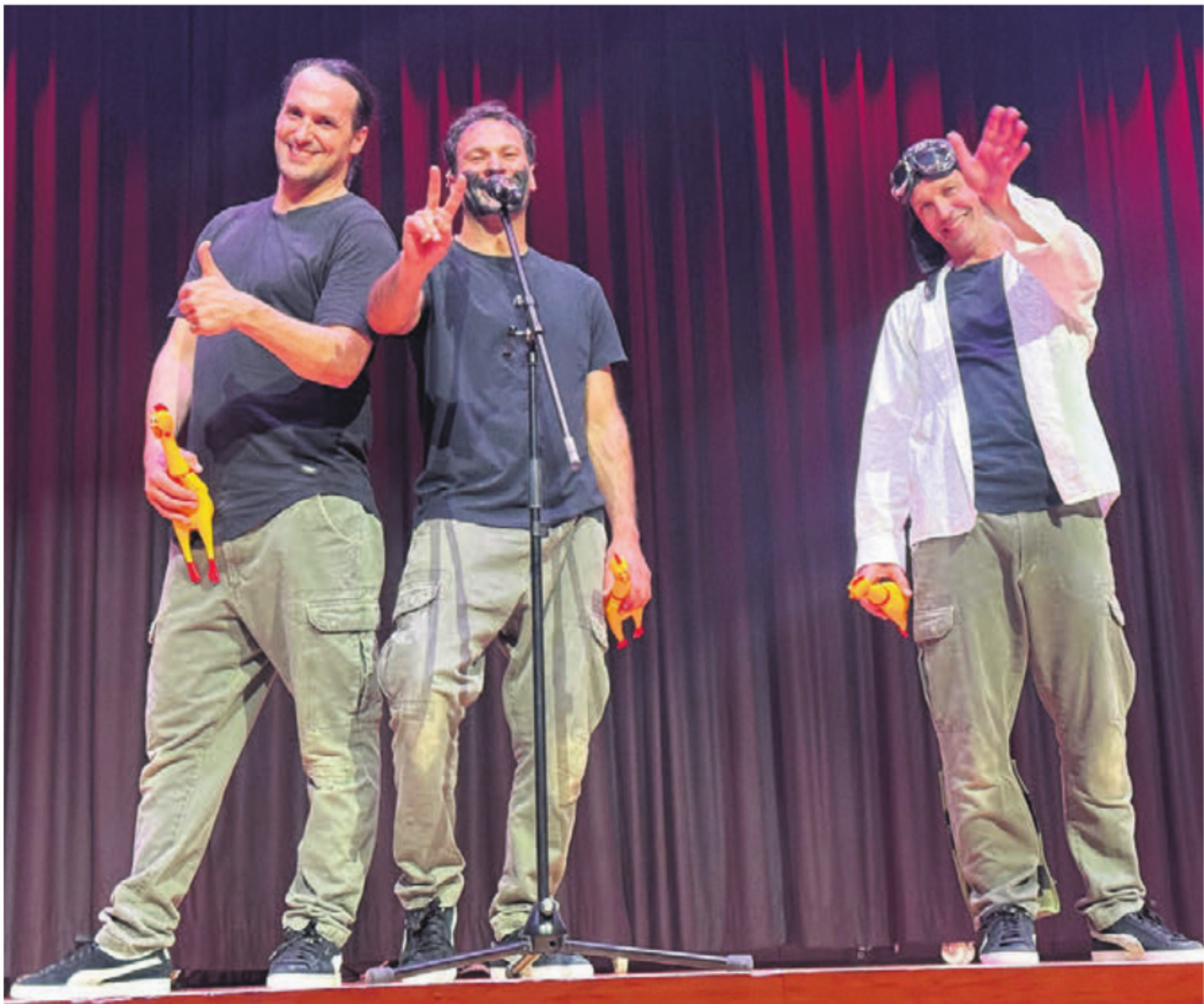 Starbugs Comedy brachten ihr Publikum in Oberlunkhofen zum Lachen. Bild: zg - Das Bild wird blockiert. – Möglicherweise durch einen aktiven Adblocker.
