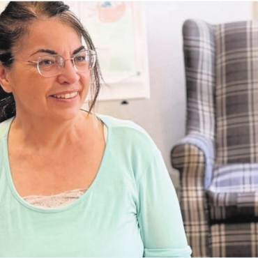 Gib Dir eine Stimme - Gesang, Musik, Gespräch und Zuhören sind Samia Afras Kernkompetenzen und ihre Leidenschaft. Bild: zg