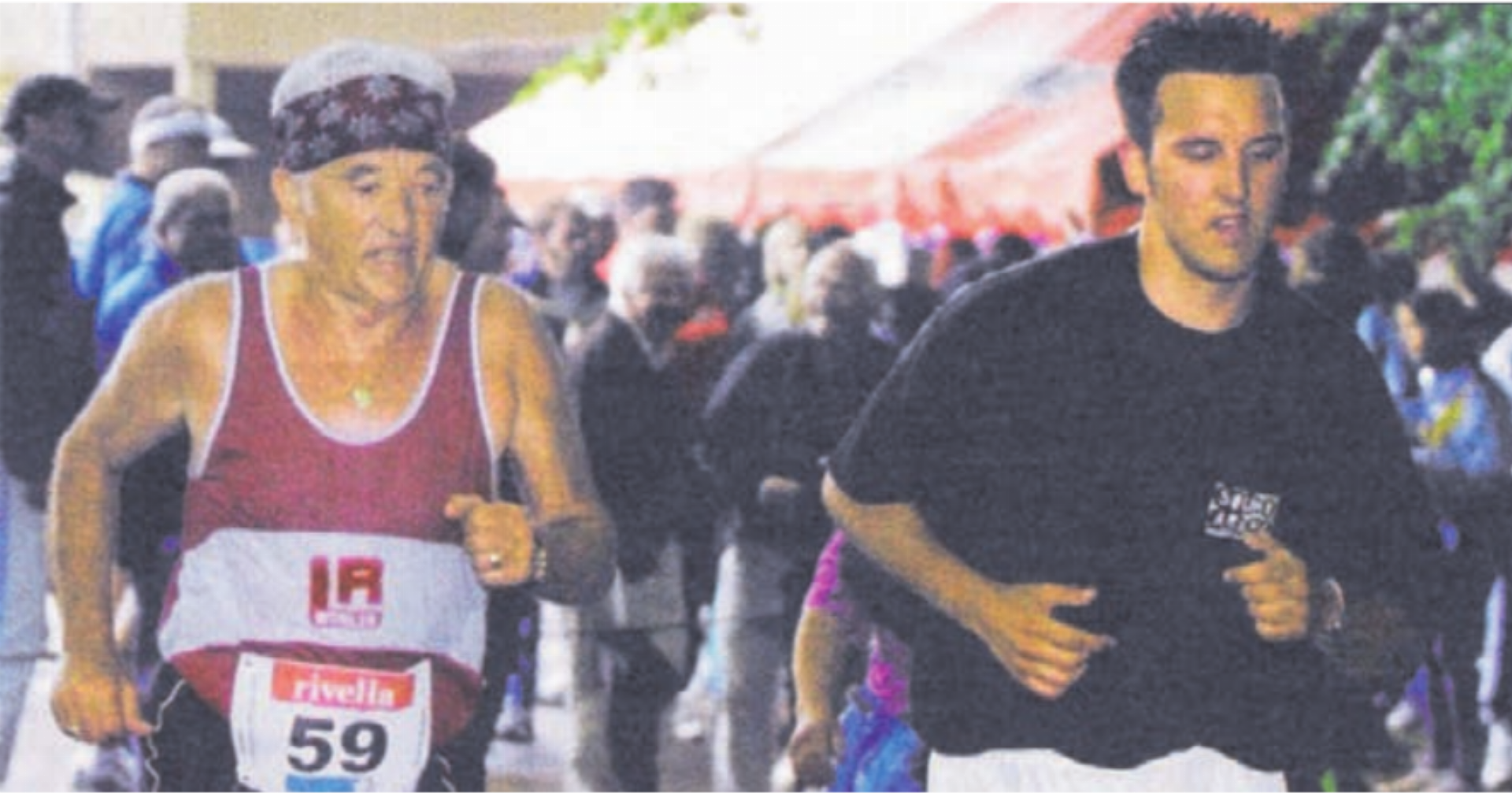 «Chabi» Burkart (links) und sein «Schatten» Philipp Stöckli, Sportredaktor dieser Zeitung, bilden am Pfingstlauf in Wohlen eine Laufgemeinschaft. Bild: Archiv - Das Bild wird blockiert. – Möglicherweise durch einen aktiven Adblocker.