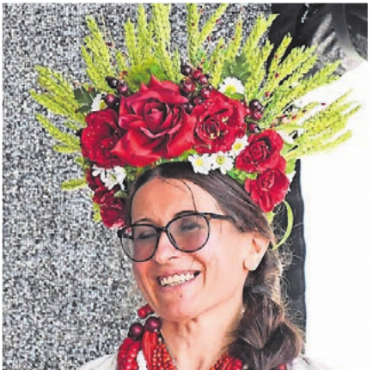 Mit Herz, Freude und Respekt - Tracht und Haarpracht aus der Ukraine.