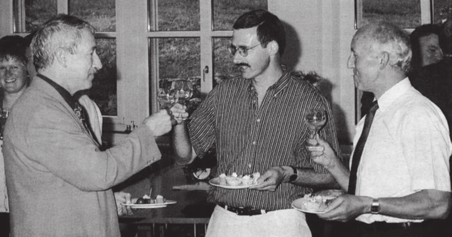Bei der Gründung zu «Erlebnis Freiamt»: (v. l.) Regierungsrat Rainer Huber, erster Präsident des Vereins Jörg Mühlebach und Mitinitiant Josef Villiger. Bild: archiv - Das Bild wird blockiert. – Möglicherweise durch einen aktiven Adblocker.